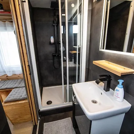 Tiny House - V Rezi U Prahy *