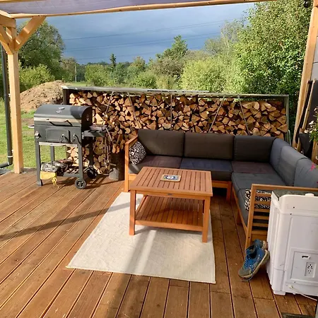 Tiny House - V Rezi U Prahy Apartamento