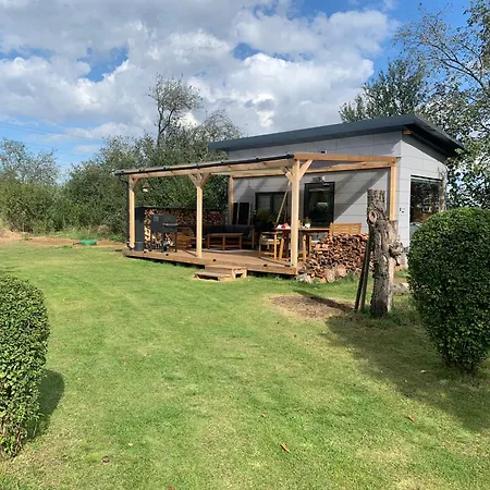 Tiny House - V Rezi U Prahy 公寓 *